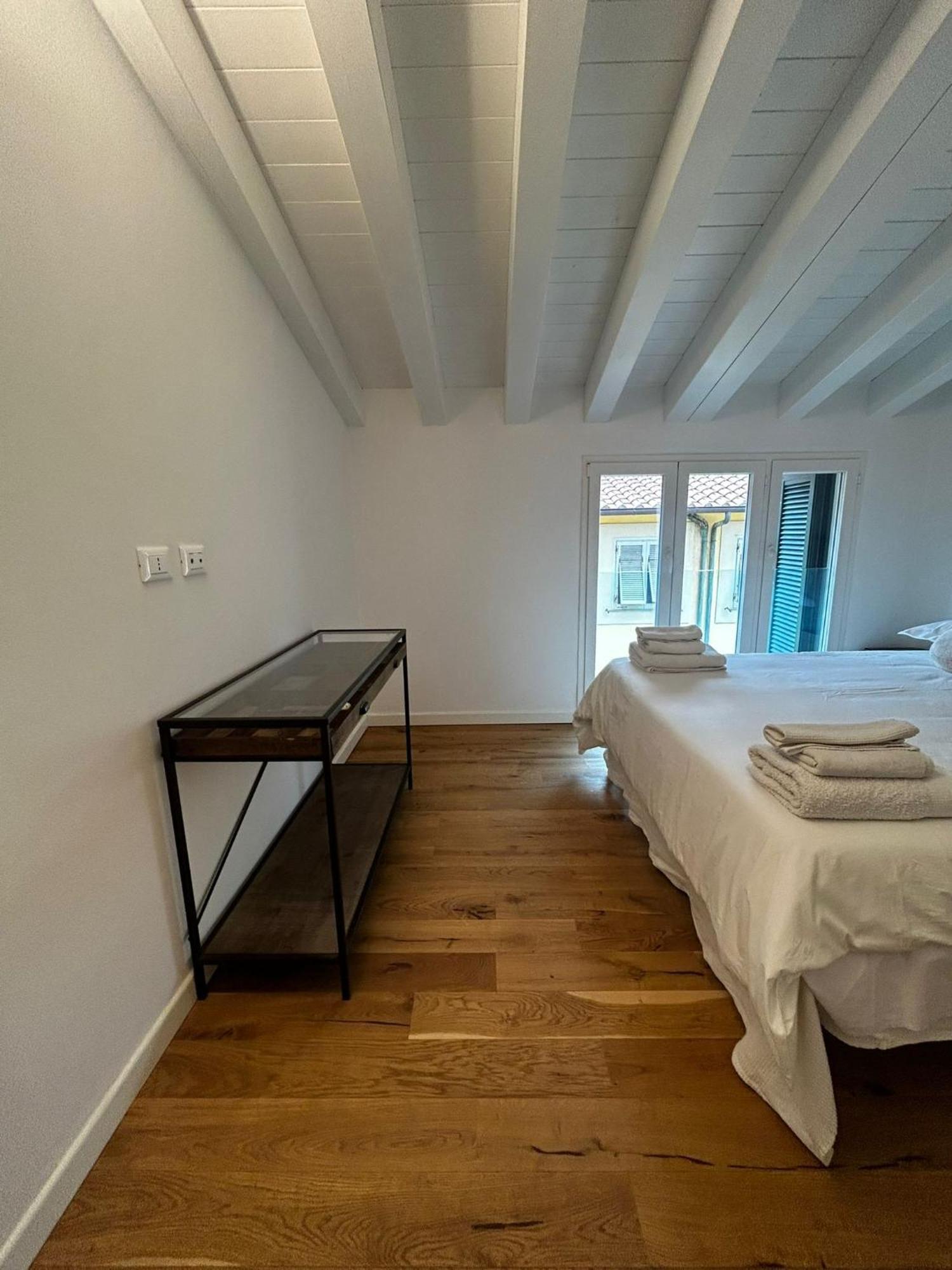 Waterfront Balcony I Grani 5 Resort Grand Suite Livorno Zewnętrze zdjęcie