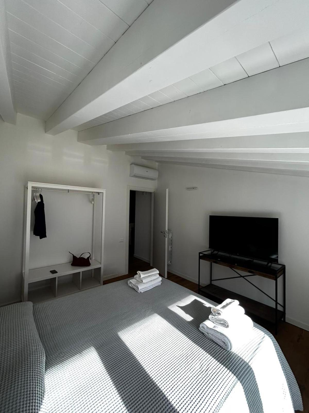 Waterfront Balcony I Grani 5 Resort Grand Suite Livorno Zewnętrze zdjęcie